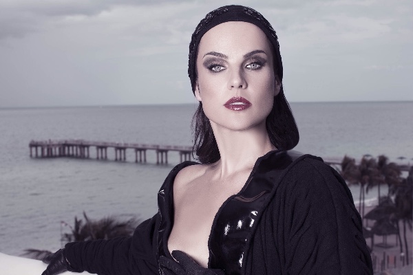 Fundraiser by Yana Eminova Besyadynskaya : Yana's Music Album and Book fund