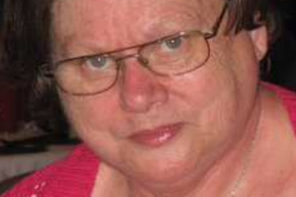 Please help family funeral costs photo