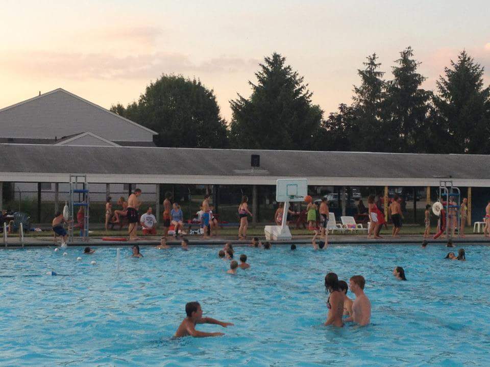 carlisle community pool