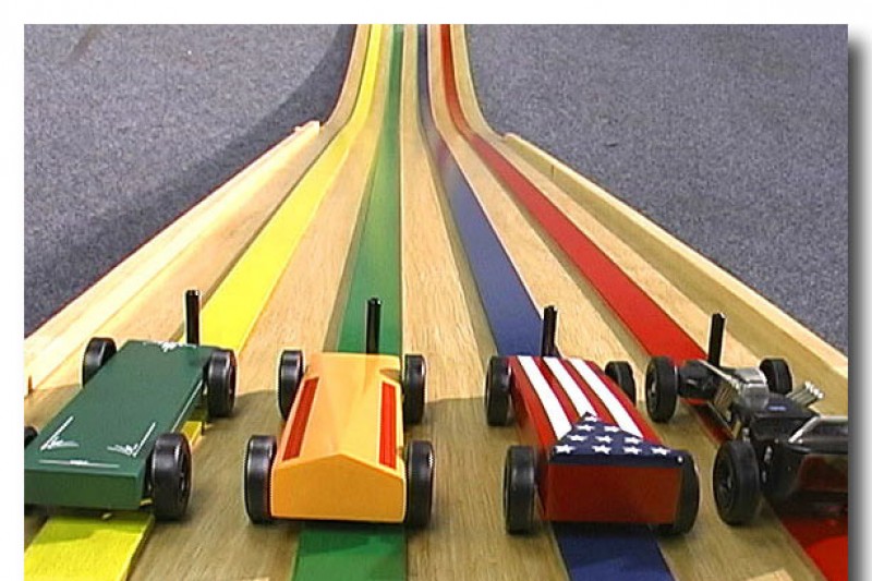 wood pinewood derby track